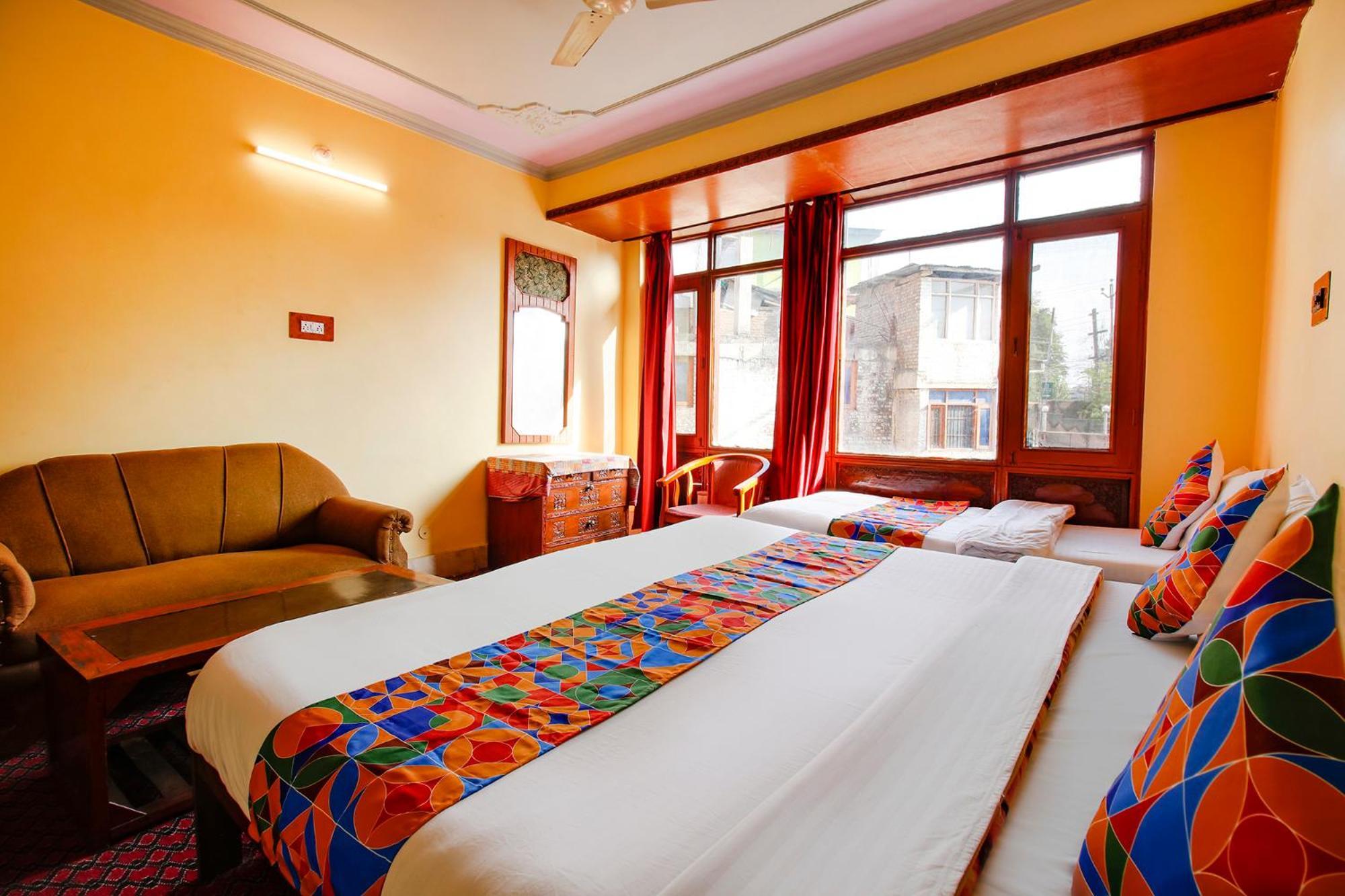 Fabhotel Kashmir Hilltown Durgjan Bagian luar foto